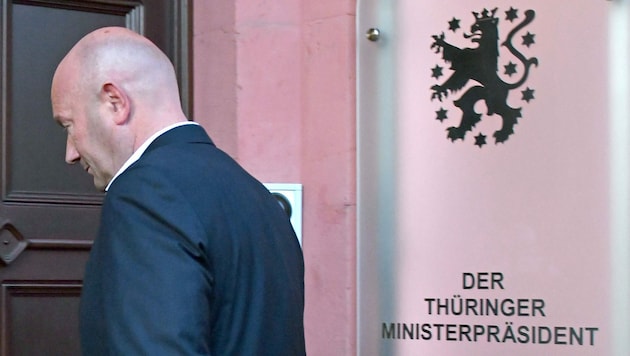 Thomas Kemmerich nach einer Krisensitzung mit FDP-Chef Christian Lindner (Bild: APA)