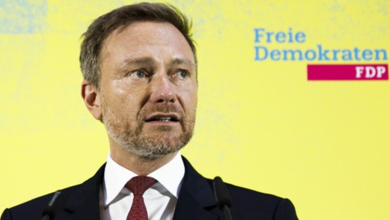 FDP-Chef Christian Lindner soll Kemmerich zur Kehrtwende und dem damit verbundenen Rücktritt bewegt haben. (Bild: APA/dpa/Carsten Koall)