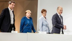 Von links: CSU-Chef Markus Söder, Kanzlerin Angela Merkel, CDU-Chefin Annetgret Kramp-Karrenbauer und Vizekanzler Olaf Scholz (SPD) (Bild: AFP or licensors)