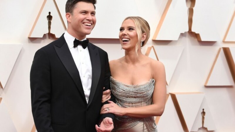 Scarlett Johansson brachte ihren Verlobten Colin Jost mit auf den roten Teppich. (Bild: 2020 Invision)