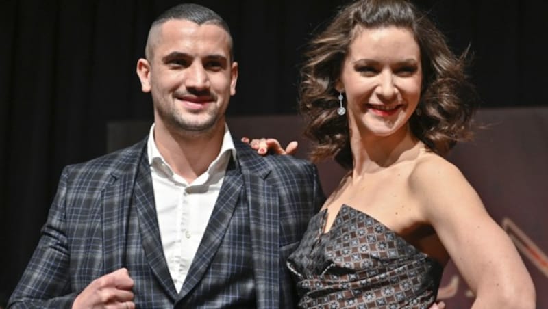 Boxer Marcos Nader und Tänzerin Alexandra Scheriau (Bild: APA/HERBERT NEUBAUER)