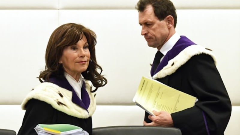 Brigitte Bierlein, Christoph Grabenwarter (Bild: APA/ROBERT JAEGER)