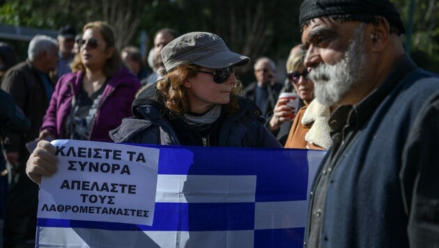 Die Proteste in Athen richteten sich gegen den Bau von neuen Flüchtlingslagern auf den Ägäisinseln Lesbos, Chios, Samos, Leros und Kos. (Bild: AFP)