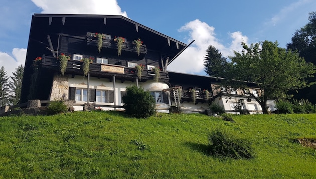 Hier machten einst Hitlers Schergen Urlaub: Das Hotel „Zum Türken“ in Berchtesgarden am Obersalzberg steht derzeit für 3,65 Millionen Euro zum Verkauf. (Bild: Kilian Pfeiffer/PNP)