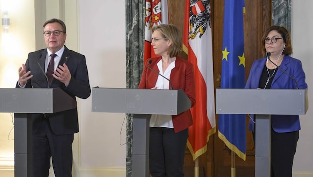 LH Platter, Ministerin Gewessler, EU-Kommissarin Valean (Bild: Land Tirol)