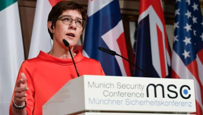 Annegret Kramp-Karrenbauer (Bild: AFP)