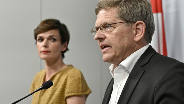 Pamela Rendi-Wagner und Christian Deutsch (Bild: APA/HANS PUNZ)