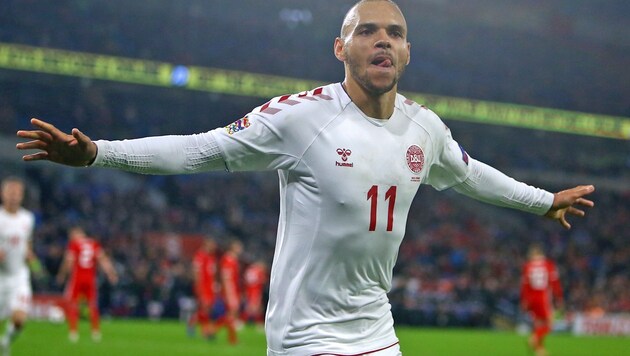 Martin Braithwaite in Denmark kit (Bild: APA/AFP/Geoff CADDICK)