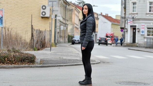 Hier in Linz-Kleinmünchen wurde Angelina S. (35) überfallen, der Täter flüchtete ohne Beute. (Bild: © Harald Dostal)