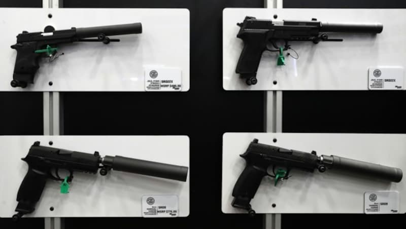 SIG-Sauer-Pistolen bei einer Messe der Waffenlobby NRA (Bild: AFP)