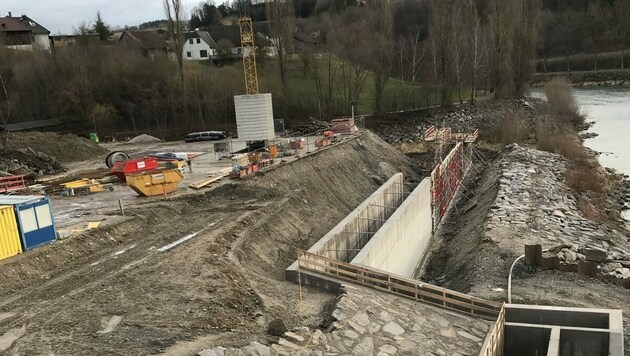 Bau der Fischaufstiegshilfe beim Kraftwerk Garsten-St. Ulrich (Bild: Ennskraft)