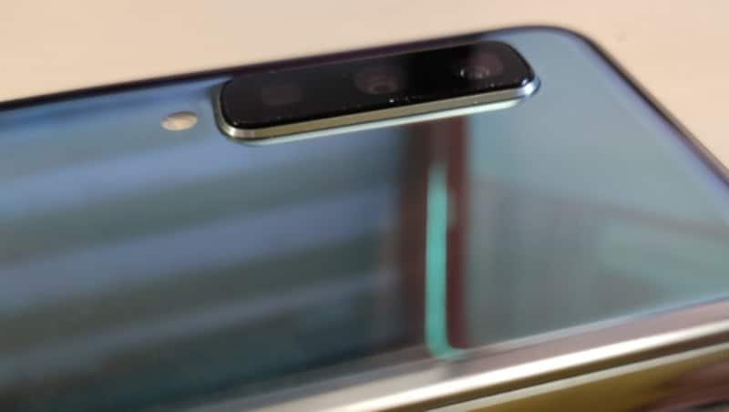 Die Kamera des Galaxy Fold entspricht etwa jener des Galaxy S10. (Bild: Dominik Erlinger)