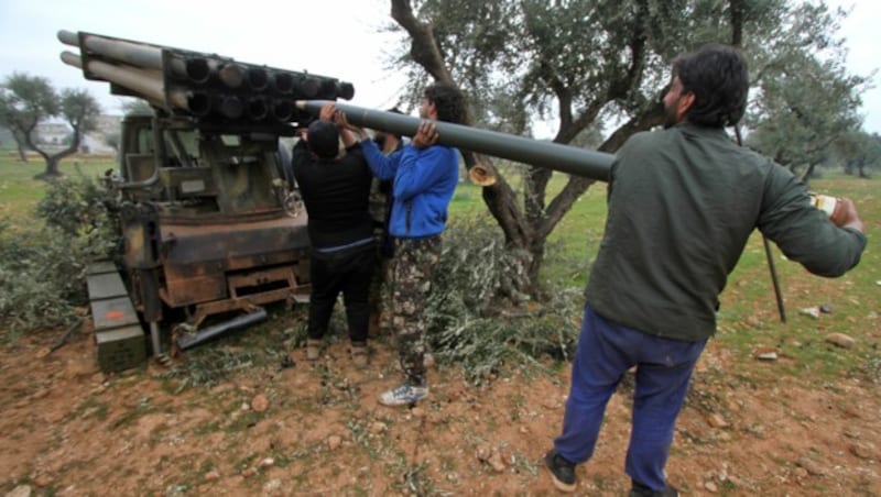 Idlib: Rebellen liefern sich in ihrer letzten Hochburg derzeit erbitterte Gefechte mit syrischen Regierungstruppen, die von Russland unterstützt werden. (Bild: AFP)