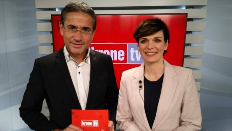 Gerhard Koller im Talk mit Pamela Rendi-Wagner (Bild: krone.tv)