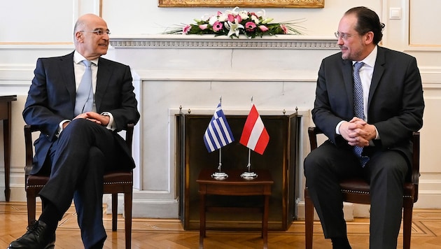 Der griechische Außenminister Nikos Dendias und sein österreichischer Amtskollege Alexander Schallenberg sprechen sich gegen weitere Hilfen für die Türkei aus. (Bild: AUSSENMINISTERIUM/MICHAEL GRUBER)