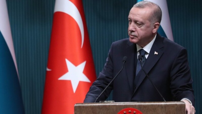 Der türkische Präsident Recep Tayyip Erdogan setzt die EU derzeit gehörig unter Druck. (Bild: AFP)