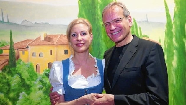 Simone Ronacher und Arnold Mettnitzer. (Bild: willi pleschberger)