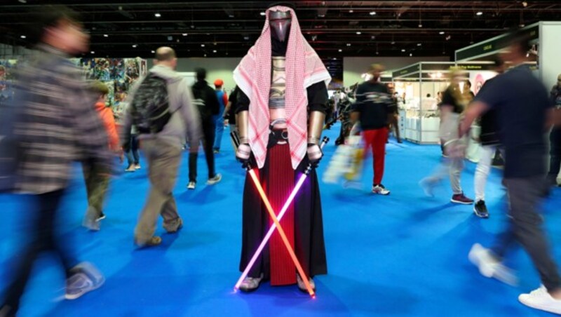 Die „Middle East Film & Comic Con“ in Dubai findet unterdessen statt. (Bild: AP)