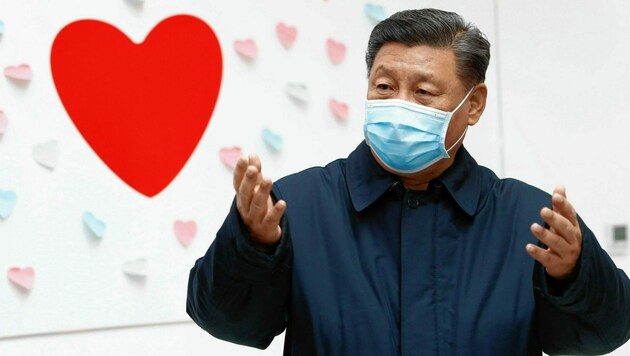 Staatschef Xi Jinping: Hoher Preis für Systemversagen (Bild: AP)