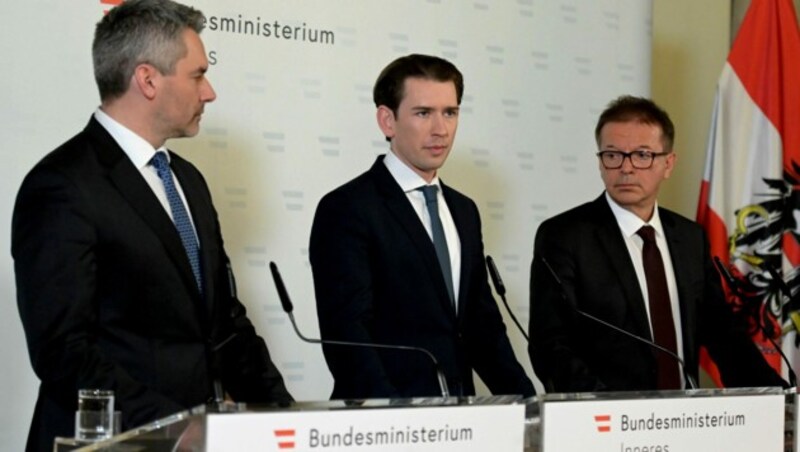 Innenminister Karl Nehammer, Bundeskanzler Sebastian Kurz und Gesundheitsminister Rudolf Anschober (Bild: APA/HERBERT P. OCZERET)