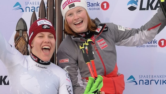 Grenzenloser Jubel: Dank der versilberten Lisa Grill (re.) und Magdalena Egger (Vlbg./li.) gab es bei den Damen sogar einen ÖSV-Doppelsieg in Narvik. (Bild: Österreichischer Skiverband)