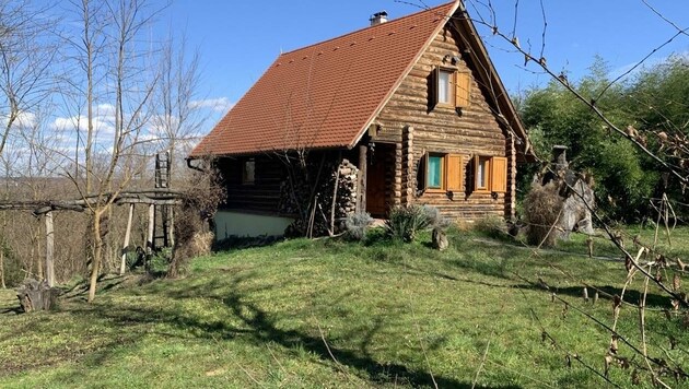 In diesem Ferienhaus in Ungarn verbringt der Südburgenländer viel Zeit. Am Mittwoch gab es eine Hausdurchsuchung. (Bild: Christian Schulter)