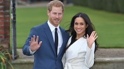 27. November 2017: Prinz Harry und Herzogin Meghan treten im Garten des Kensington-Palastes erstmals als Verlobte vor die Kamera. (Bild: www.PPS.at)