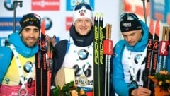 Martin Fourcade (FRA) , Johannes Thingnes Bö (NOR) und Emilien Jacquelin (FRA) (Bild: AP)