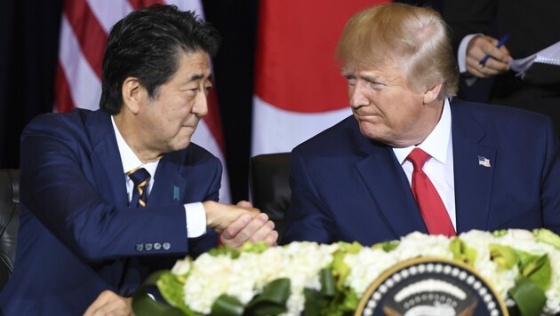 Japans Ministerpräsident Shinzo Abe und US-Präsident Donald Trump (Bild: AFP)