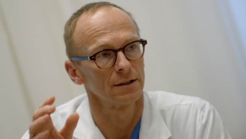Mediziner Christoph Wenisch (Bild: APA/HERBERT PFARRHOFER)