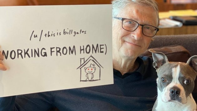 Auch Bill Gates arbeitet derzeit vom Homeoffice aus. (Bild: twitter.com/billgates)