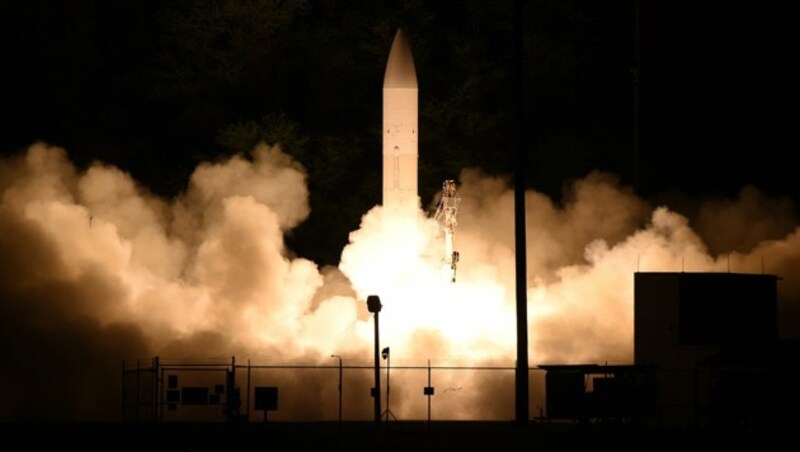 Der Start einer US-Hyperschallrakete von der Pacific Missile Range Facility auf der zu Hawaii gehörenden Insel Kauai (Bild: U.S. Navy)