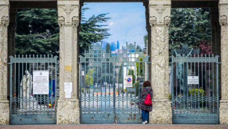 Der geschlossene Friedhof von Bergamo in der italienischen Lombardei (Bild: AFP)