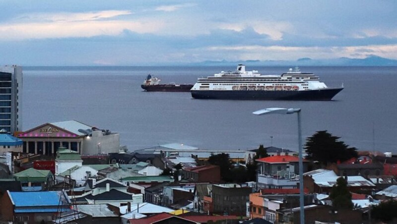 Die Zaandam war in Chile nicht willkommen. (Bild: APA/AFP/Claudio Mong)