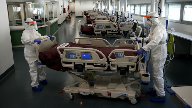 Das Krankenhaus in Verduno im Nordwesten Italiens (Bild: AFP)