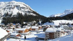 Lech am Arlberg (Bild: stock.adobe.com)