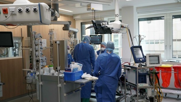 Auf der Internistischen Intensivstation in Innsbruck werden die schwersten Fälle behandelt (Bild: tirol kliniken)
