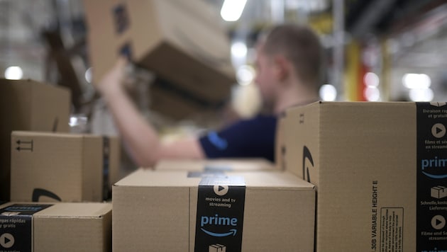 Amazon steht nicht nur in USA wegen der Arbeitsbedingungen in der Kritik. (Bild: AFP)