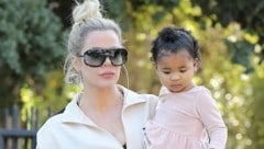 Khloe Kardashian mit Tochter True (Bild: www.photopress.at)