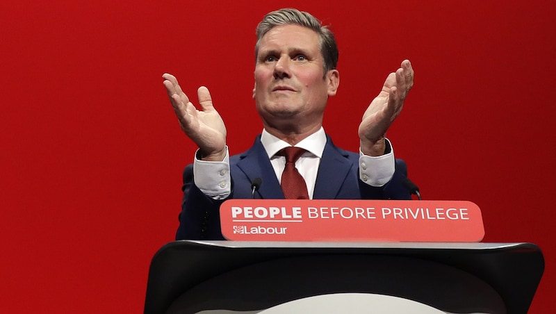 British Prime Minister Keir Starmer was against Brexit - now he wants to move closer to the EU again. (Bild: Associated Press)