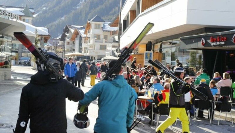 Hackl verteidigt die Topdestinationen Tirols. Tirol sei sicher nicht der Sündenbock der Nation. (Bild: Birbaumer Christof)