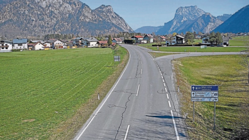 Die B145 Richtung Gmunden war praktisch menschenleer. (Bild: Klemens Fellner)