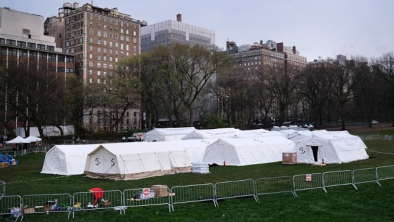 Ein Feldlazarett für Covid-19-Patienten im Central Park (Bild: APA/Getty Images via AFP)