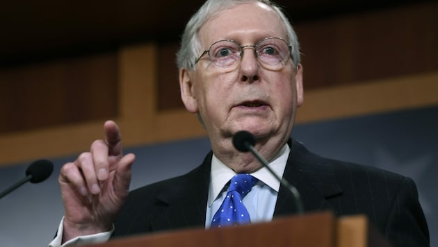 Der republikanische Mehrheitsführer im Senat, Mitch McConnell, ist für eine Erhöhung des Hilfspakets für die US-amerikanische Wirtschaft. (Bild: AP)