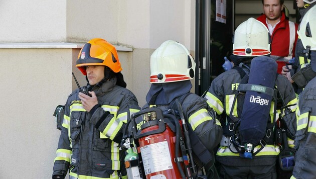 Symbolbild: Die Feuerwehr hatte alle Hände voll zu tun (Bild: Markus Tschepp)