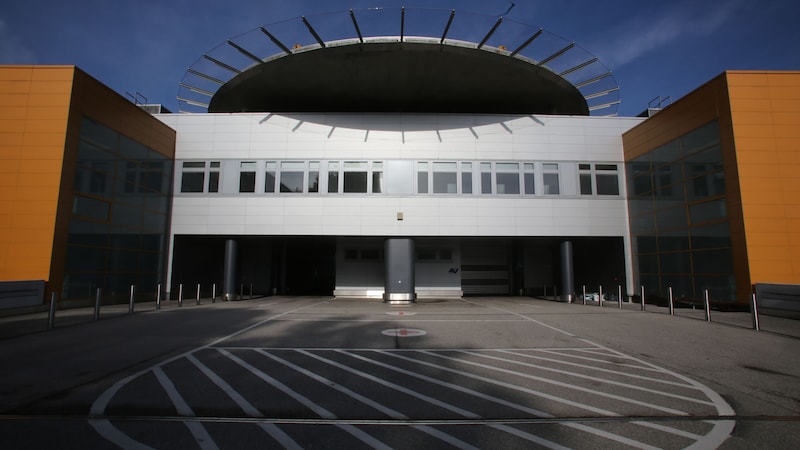 Unfallkrankenhaus Linz (Bild: Kronen Zeitung/ Chris Koller)