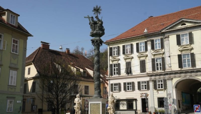 Die Pestsäule am Grazer Karmeliterplatz. (Bild: Sepp Pail)