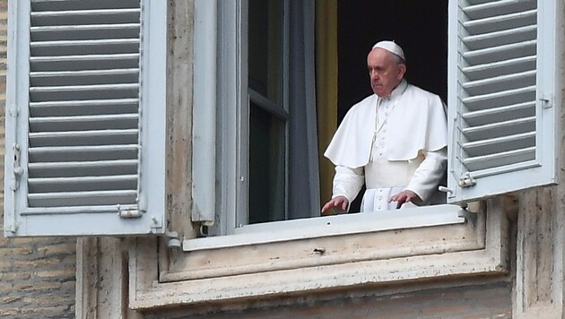Papst Franziskus am Ostermontag (Bild: APA/AFP/Vincenzo PINTO)