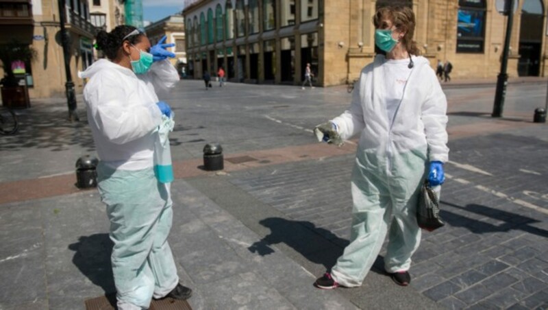 Am Mittwoch verzeichneten die Behörden in Spanien 523 Corona-Todesfälle innerhalb von 24 Stunden. Das ein niedrigerer Wert als am Tag davor. (Bild: AFP)