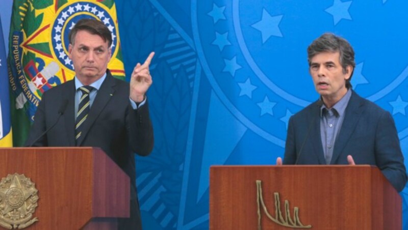 Bolsonaro und sein neuer Gesundheitsminister Nelson Teich (Bild: AFP)